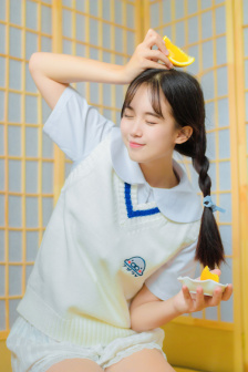爱内梨花